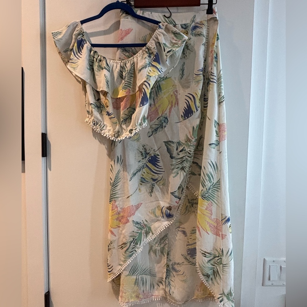 Floral Off-Shoulder Skirt Set